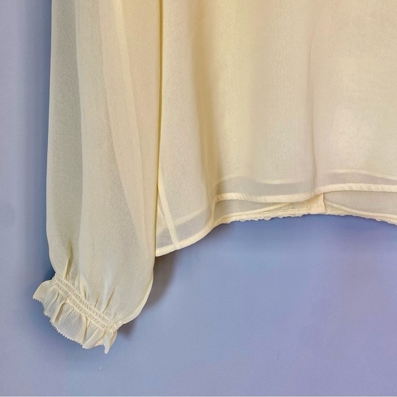NWT Aritzia Wilfred Butter Yellow Button-Up Tuxedo Chiffon Fiji Blouse - Picture 5 of 13